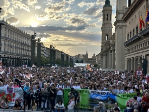 Protesta en Canal Roya contra la unión de estaciones