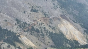 Entre las aves, por la Sierra de Partara.