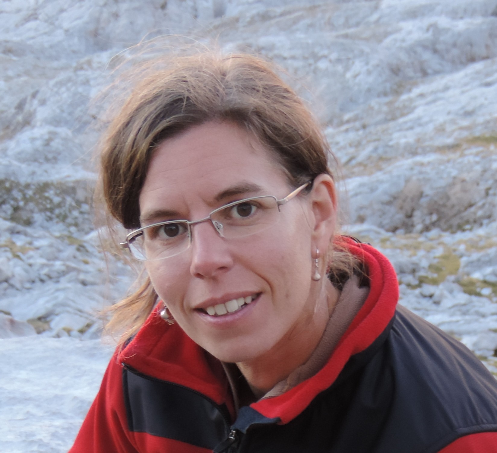 Amparo Mora Cabello de Alba